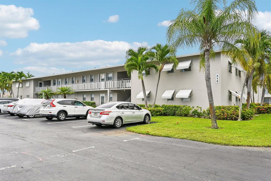 2-web-or-mls-NE 17th Ave 202-S1707-002
