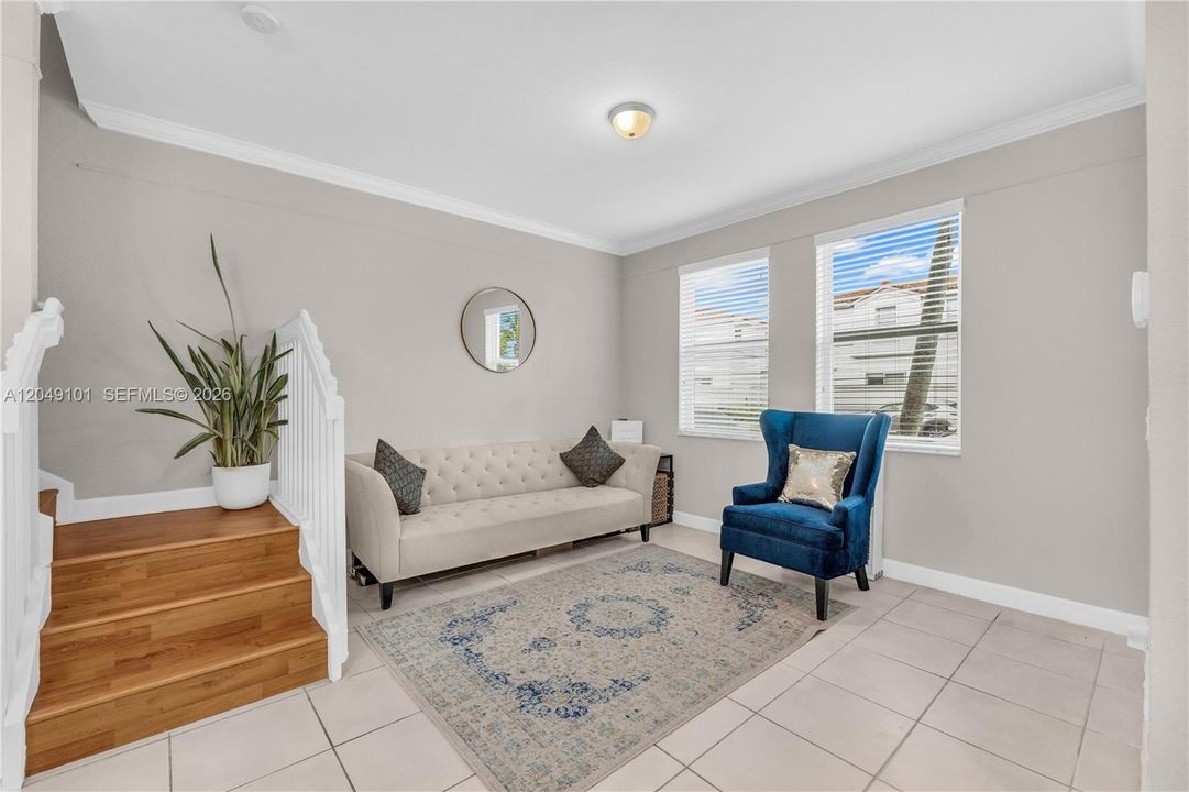 For Rent: $2,999 (3 beds, 2 baths, 1450 Square Feet)