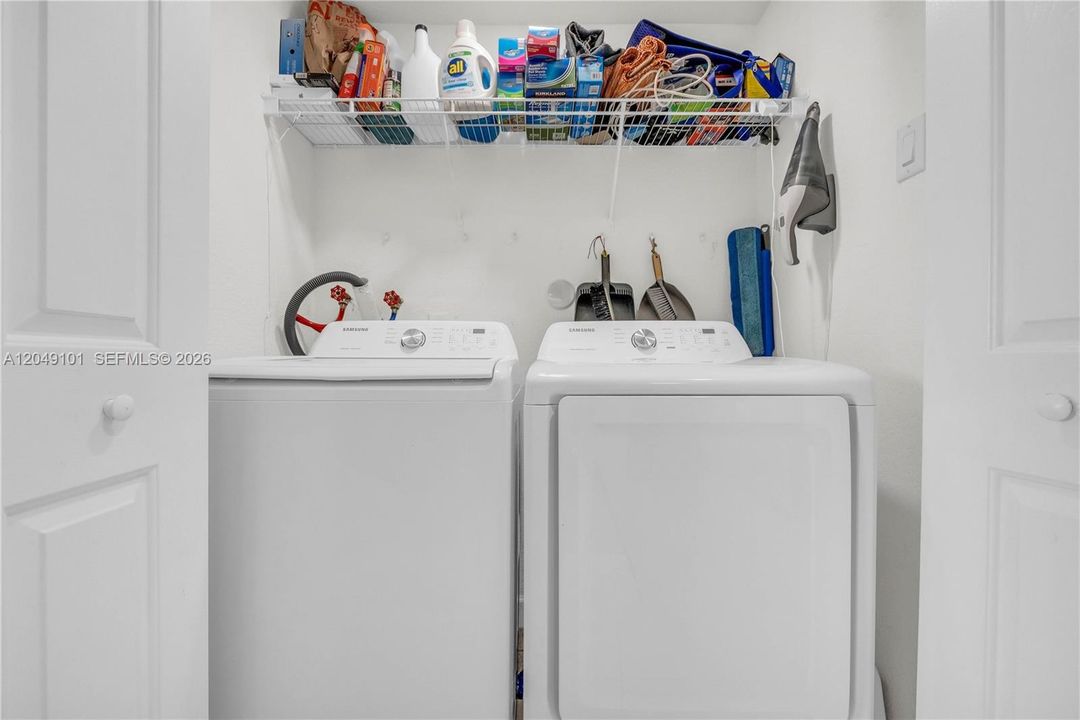 For Rent: $2,999 (3 beds, 2 baths, 1450 Square Feet)