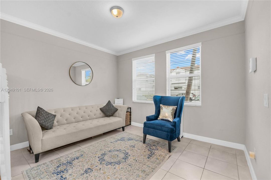 For Rent: $2,999 (3 beds, 2 baths, 1450 Square Feet)