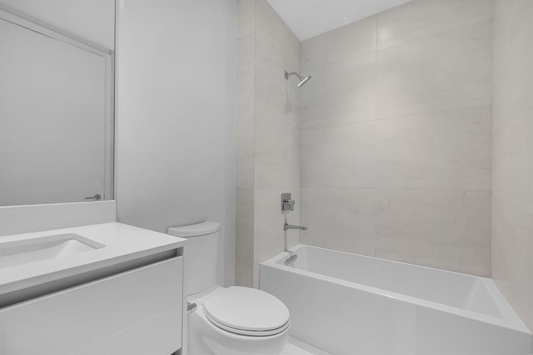 Ensuite Bathroom #3