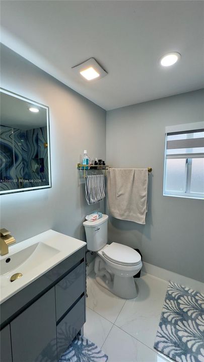 For Sale: $599,000 (4 beds, 3 baths, 1921 Square Feet)