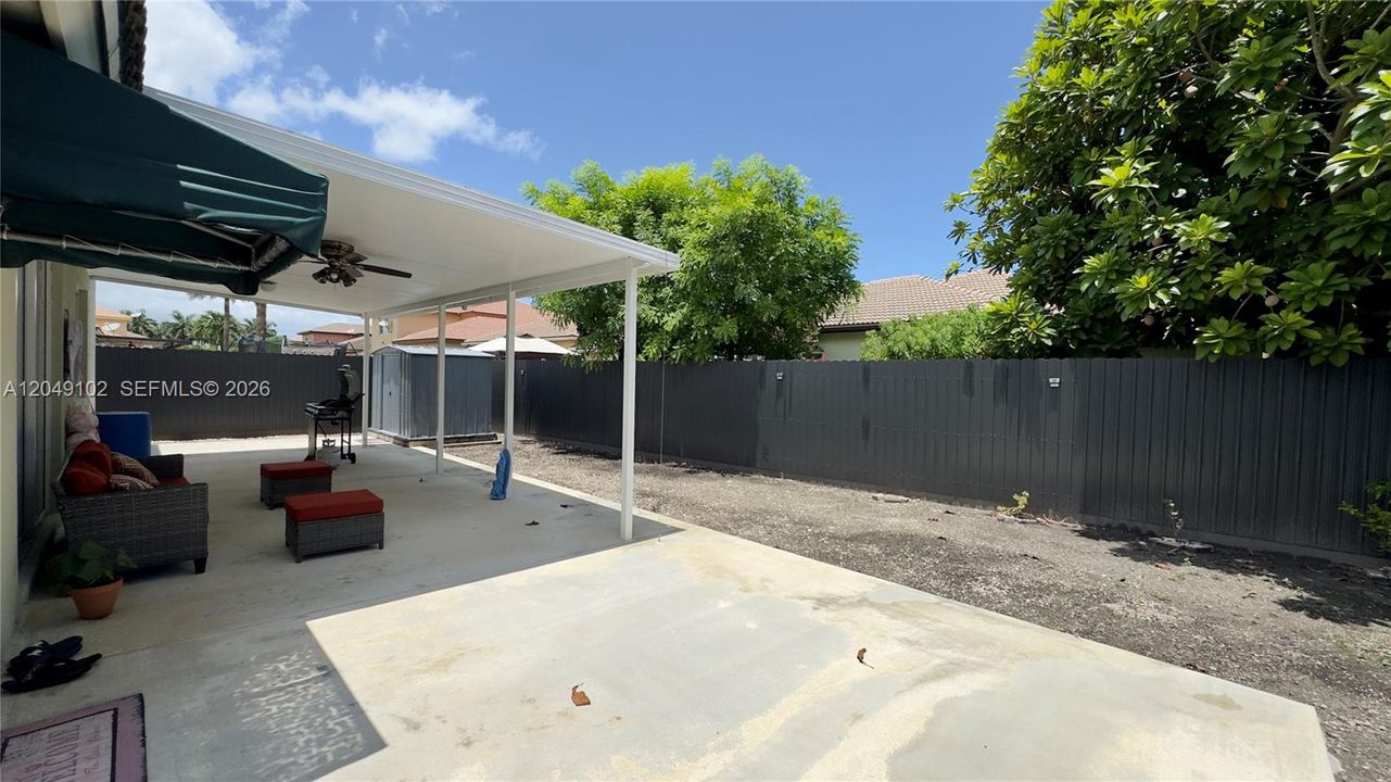 For Sale: $599,000 (4 beds, 3 baths, 1921 Square Feet)