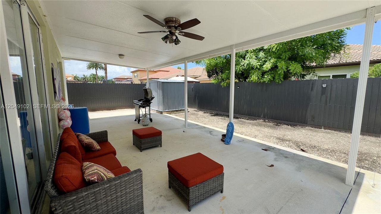 For Sale: $599,000 (4 beds, 3 baths, 1921 Square Feet)