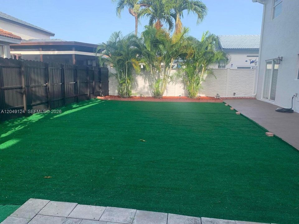 For Sale: $829,000 (3 beds, 2 baths, 2314 Square Feet)