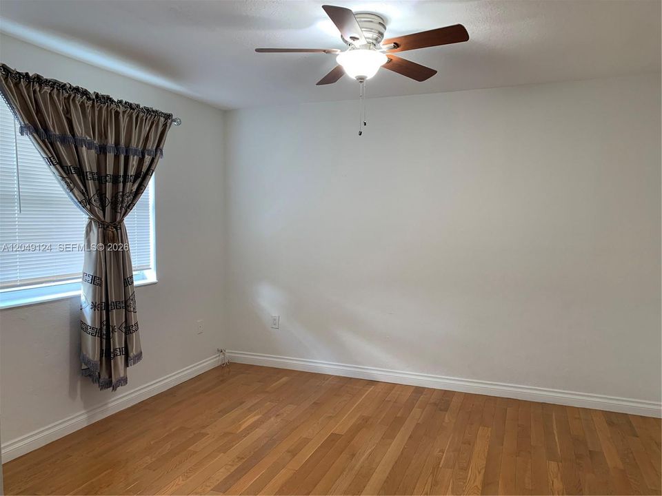 For Sale: $829,000 (3 beds, 2 baths, 2314 Square Feet)