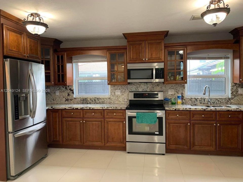 For Sale: $829,000 (3 beds, 2 baths, 2314 Square Feet)