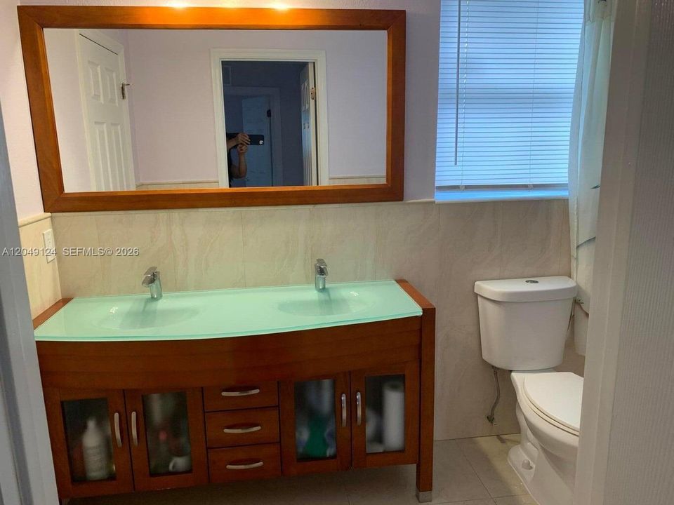 For Sale: $829,000 (3 beds, 2 baths, 2314 Square Feet)
