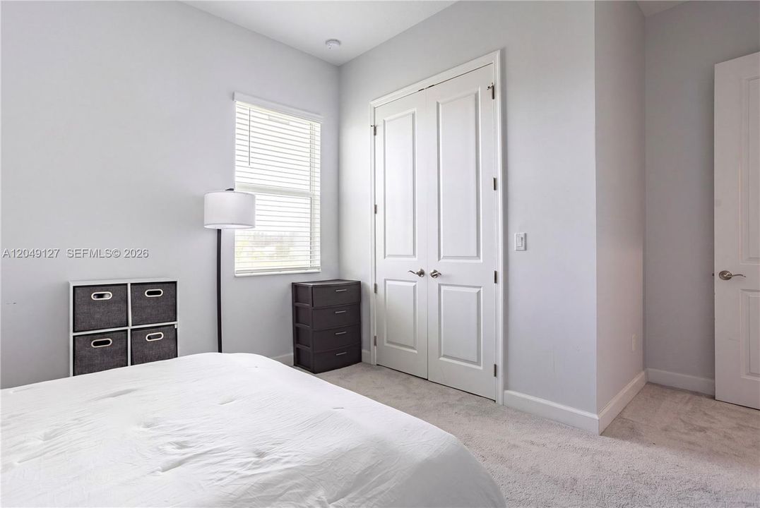 For Rent: $5,000 (7 beds, 4 baths, 4034 Square Feet)