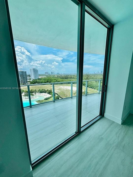For Rent: $9,000 (2 beds, 3 baths, 1571 Square Feet)