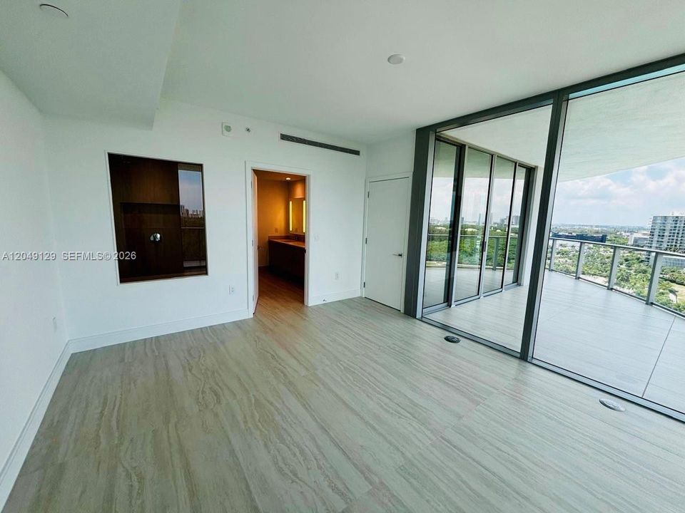 For Rent: $9,000 (2 beds, 3 baths, 1571 Square Feet)