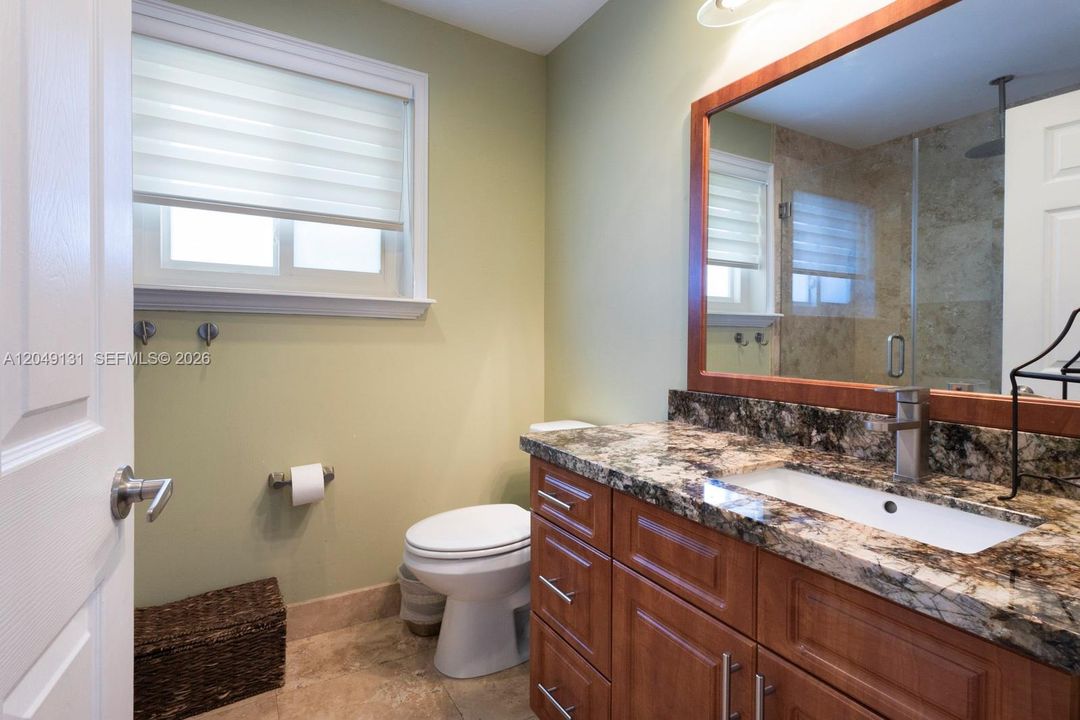 For Sale: $1,000,000 (4 beds, 3 baths, 2325 Square Feet)