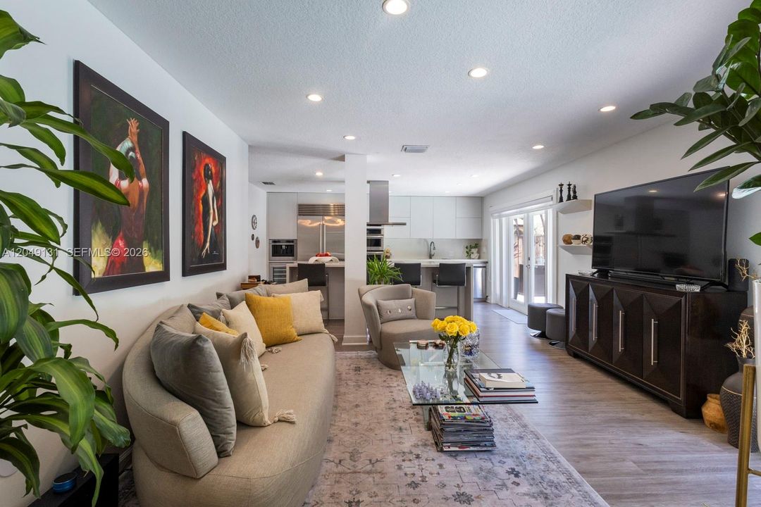 For Sale: $1,000,000 (4 beds, 3 baths, 2325 Square Feet)
