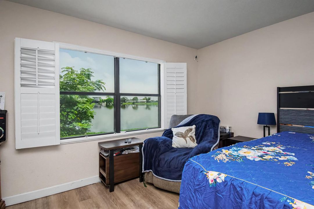 BF4DACCE-C0DA-4FDC-B8C3-2DAF5CC9E997