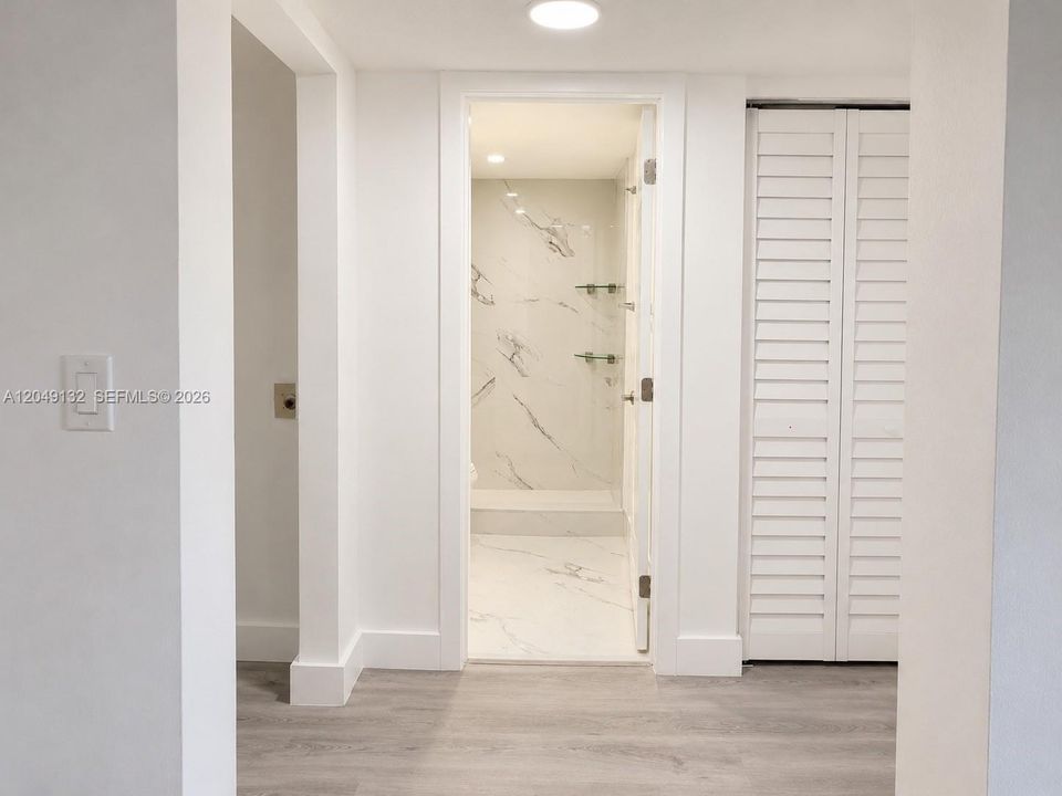 В аренду: $2,350 (2 спален, 2 ванн, 890 Квадратных фут)