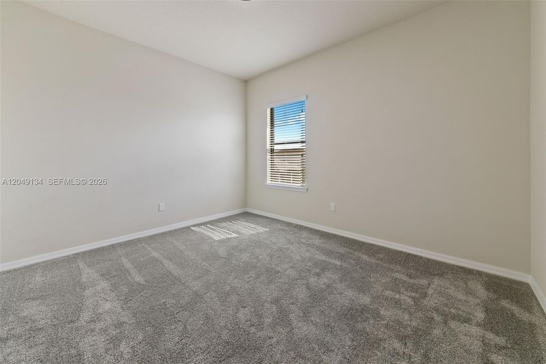 For Rent: $4,700 (3 beds, 2 baths, 1941 Square Feet)