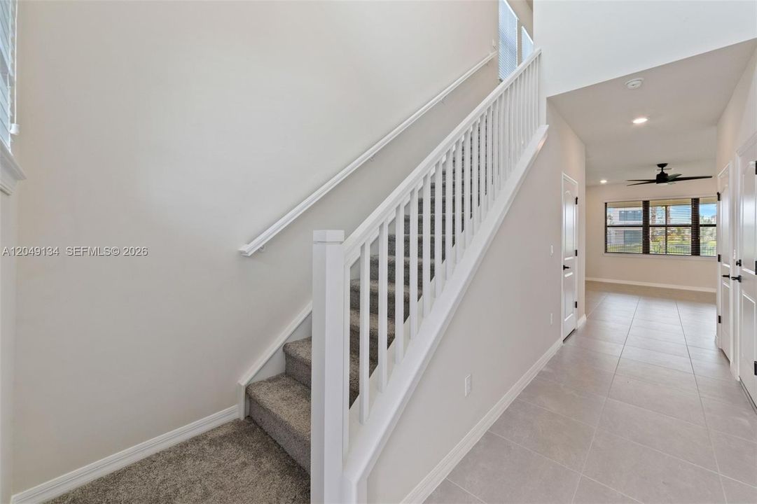 For Rent: $4,700 (3 beds, 2 baths, 1941 Square Feet)