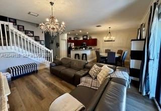 For Rent: $3,500 (3 beds, 2 baths, 1754 Square Feet)