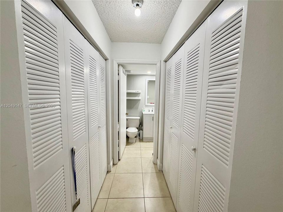 For Rent: $2,250 (2 beds, 2 baths, 1075 Square Feet)