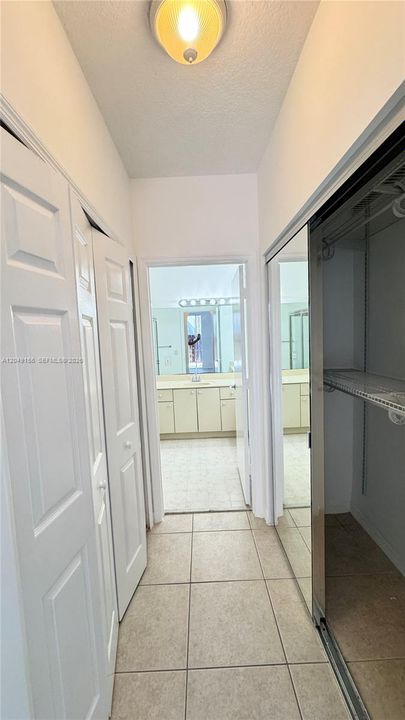 For Rent: $3,250 (2 beds, 2 baths, 1131 Square Feet)