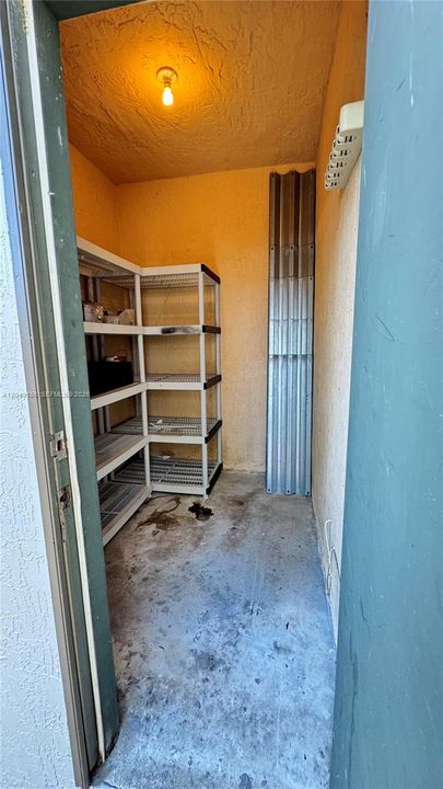 For Rent: $3,250 (2 beds, 2 baths, 1131 Square Feet)