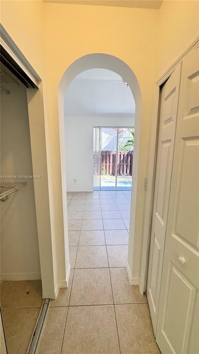 For Rent: $3,250 (2 beds, 2 baths, 1131 Square Feet)