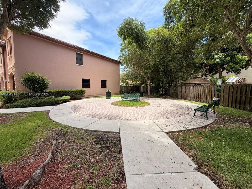 For Sale: $360,000 (3 beds, 2 baths, 1566 Square Feet)