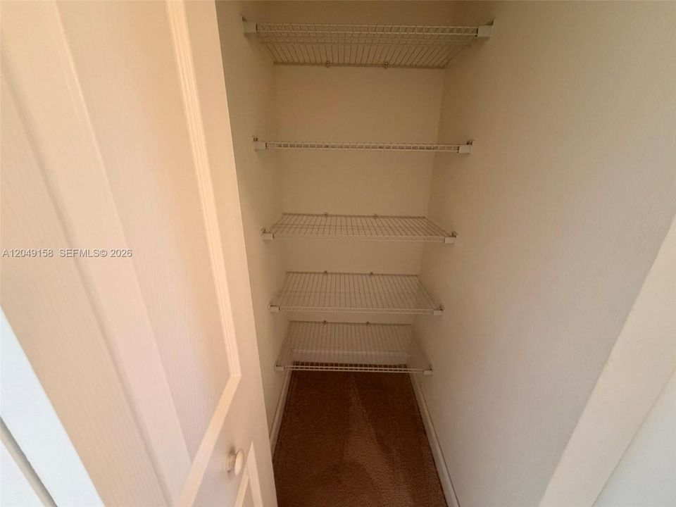 For Sale: $360,000 (3 beds, 2 baths, 1566 Square Feet)