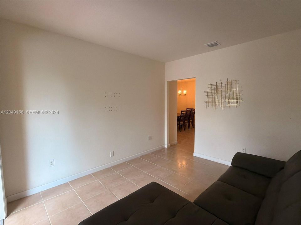 For Sale: $360,000 (3 beds, 2 baths, 1566 Square Feet)