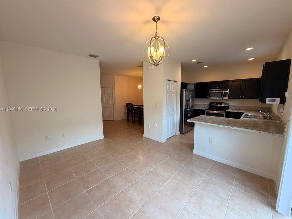 For Sale: $360,000 (3 beds, 2 baths, 1566 Square Feet)