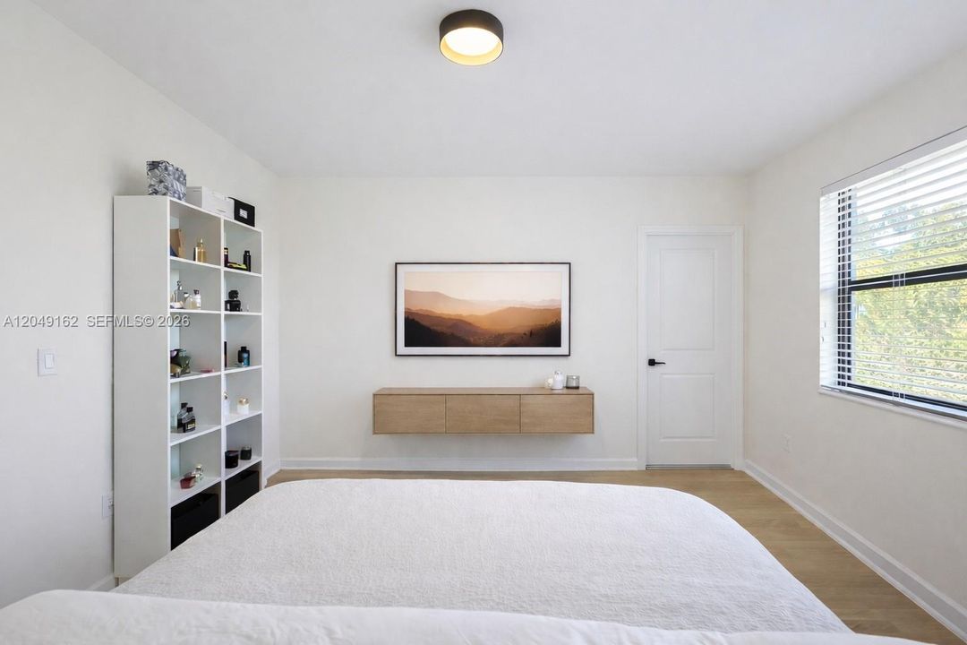 For Rent: $3,300 (3 beds, 3 baths, 1662 Square Feet)