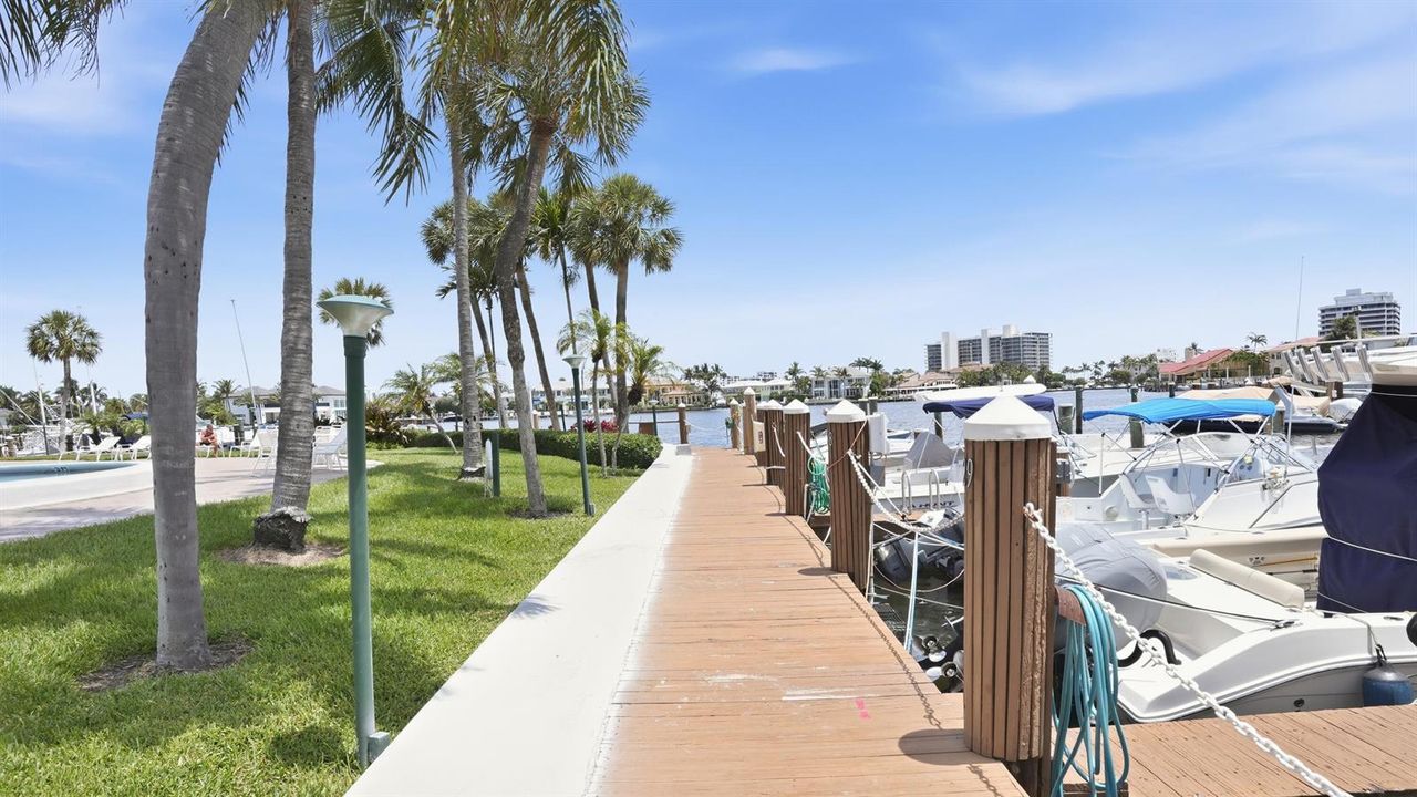 Dock