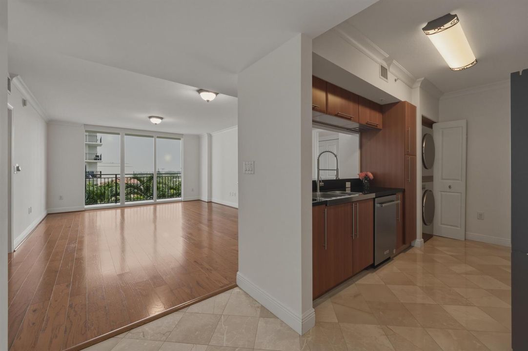 Kitchen & Living Area
