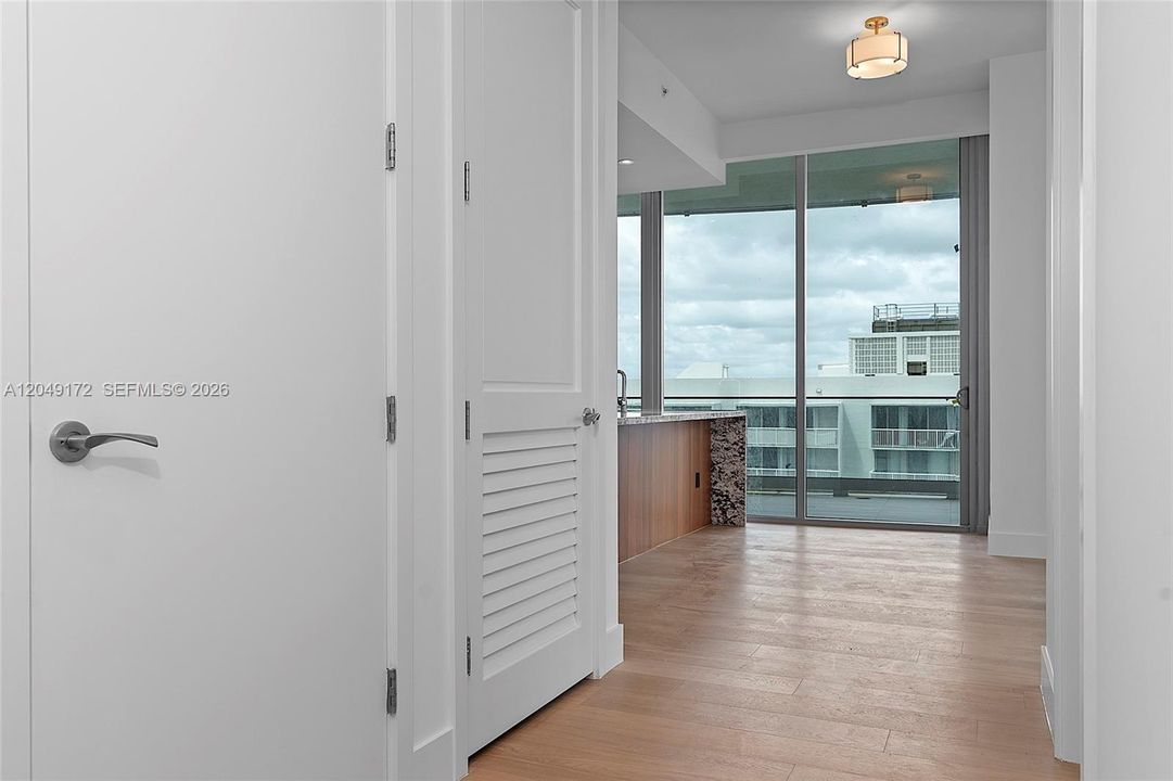 For Rent: $9,900 (2 beds, 2 baths, 1179 Square Feet)