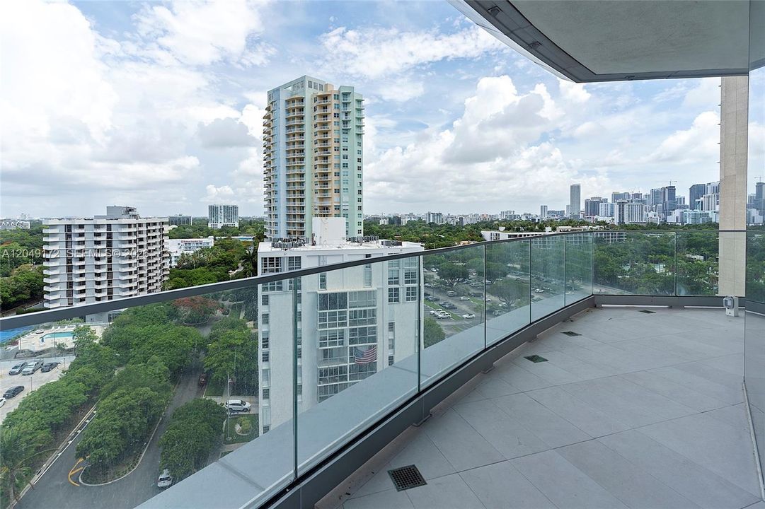 For Rent: $9,900 (2 beds, 2 baths, 1179 Square Feet)