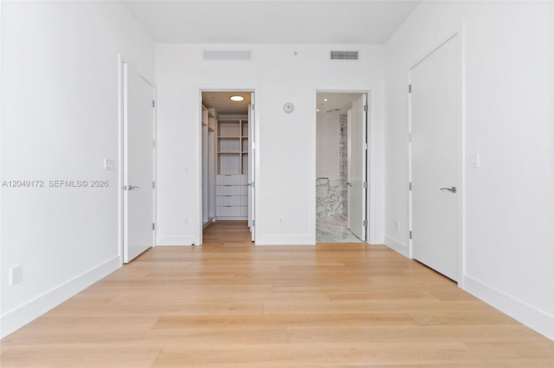 For Rent: $9,900 (2 beds, 2 baths, 1179 Square Feet)