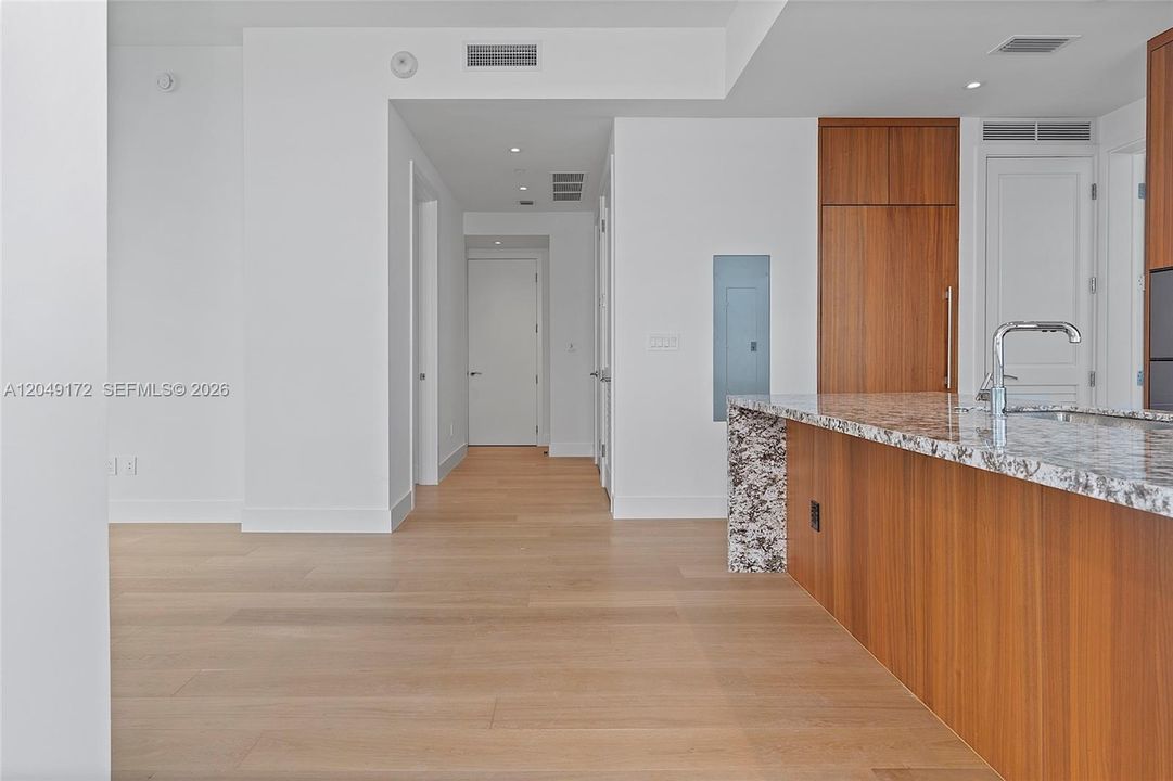 For Rent: $9,900 (2 beds, 2 baths, 1179 Square Feet)