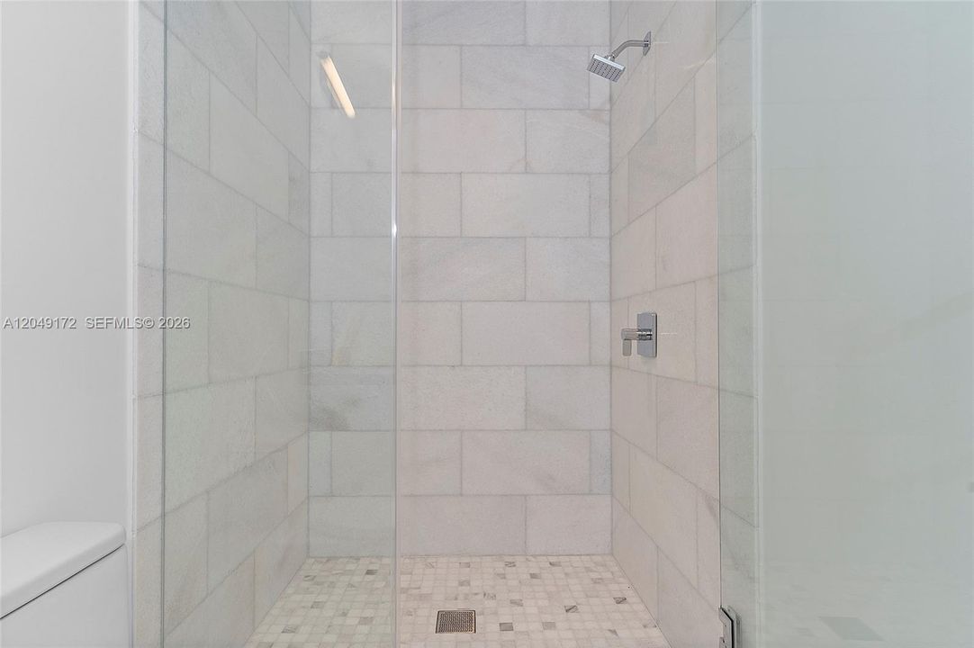 For Rent: $9,900 (2 beds, 2 baths, 1179 Square Feet)
