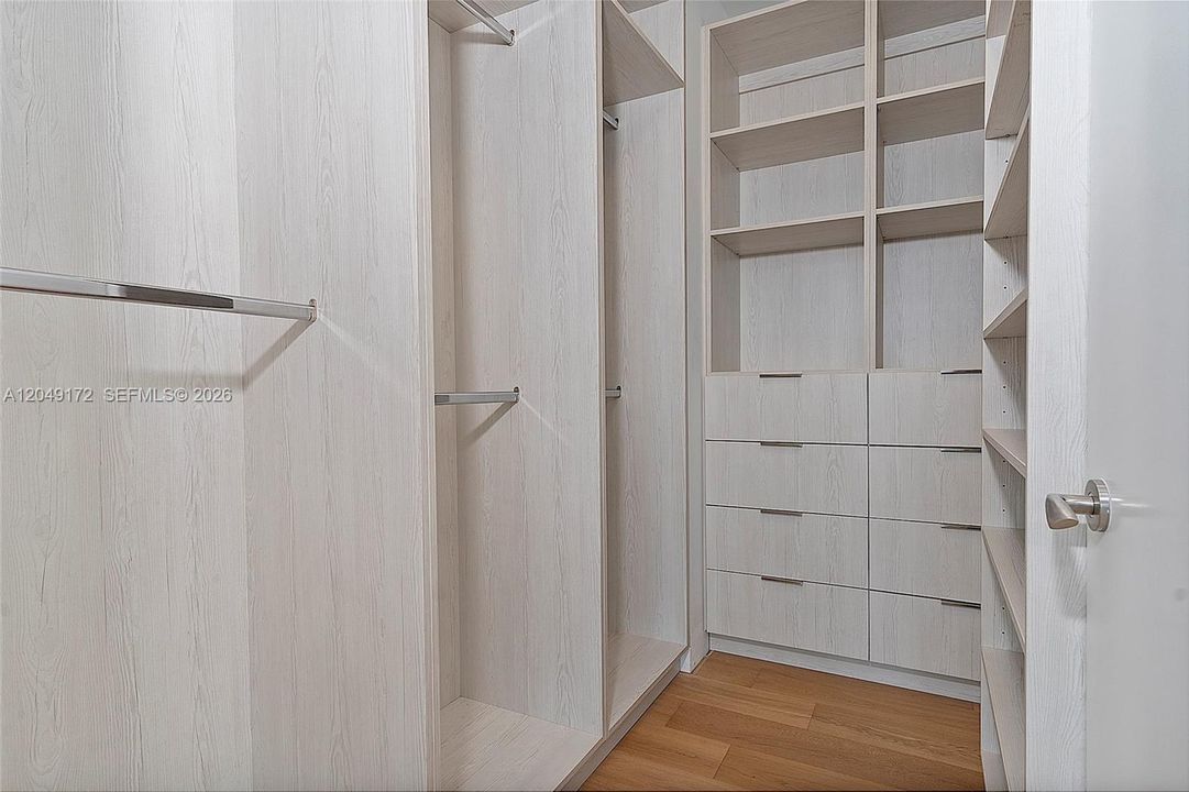 For Rent: $9,900 (2 beds, 2 baths, 1179 Square Feet)