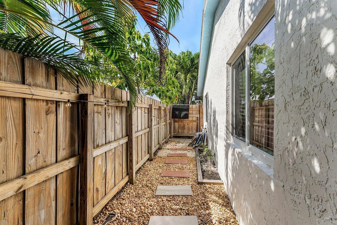 015-342Northeast7thAvenue-DelrayBeach-FL