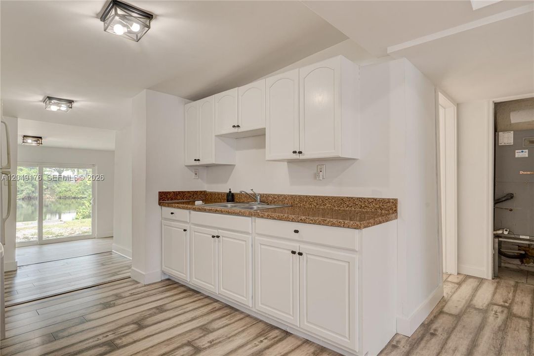 En Venta: $390,000 (3 camas, 1 baños, 1281 Pies cuadrados)
