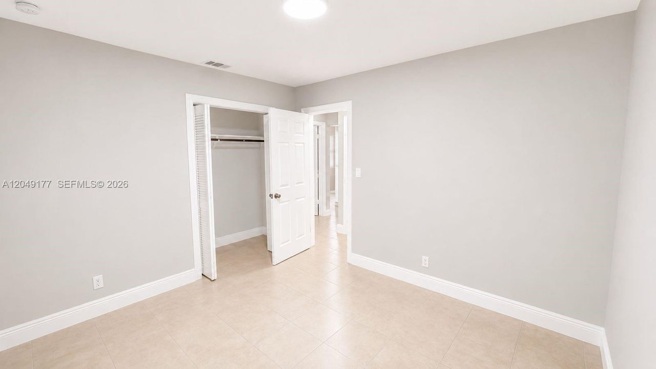 For Rent: $2,400 (2 beds, 2 baths, 6345 Square Feet)