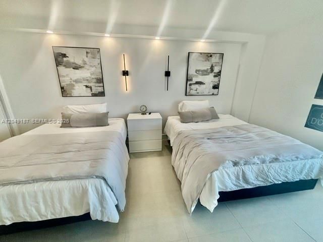 For Sale: $778,000 (2 beds, 2 baths, 1521 Square Feet)