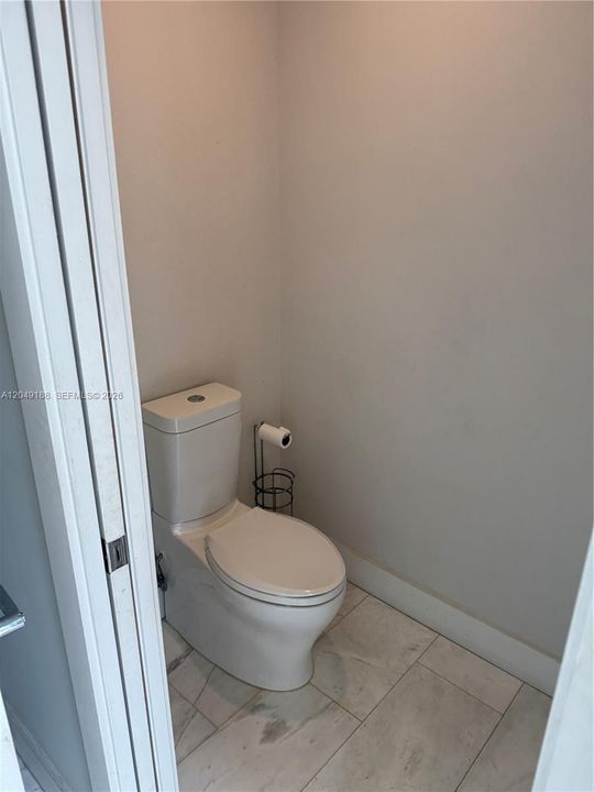 For Rent: $15,500 (4 beds, 3 baths, 2890 Square Feet)