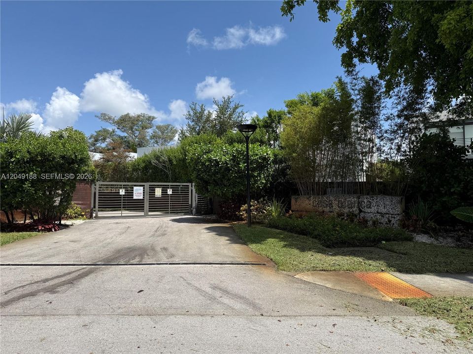For Rent: $15,500 (4 beds, 3 baths, 2890 Square Feet)
