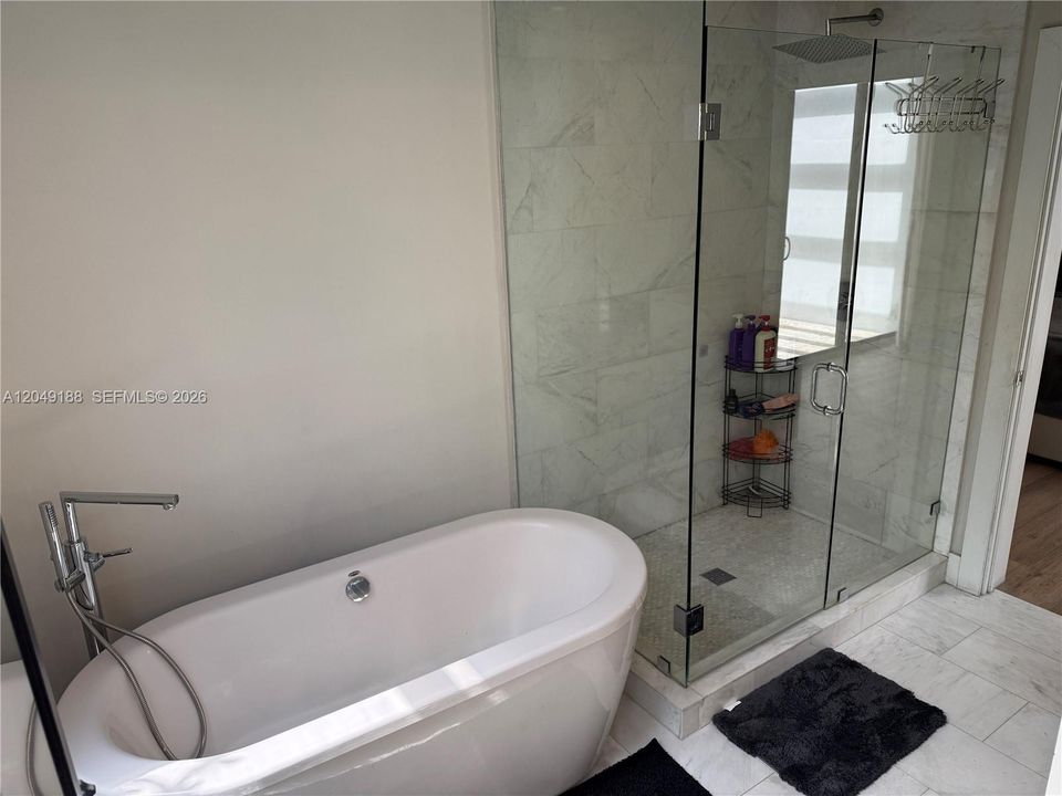 For Rent: $15,500 (4 beds, 3 baths, 2890 Square Feet)