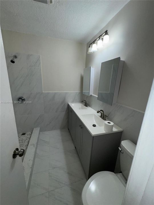 For Rent: $3,500 (3 beds, 2 baths, 1576 Square Feet)