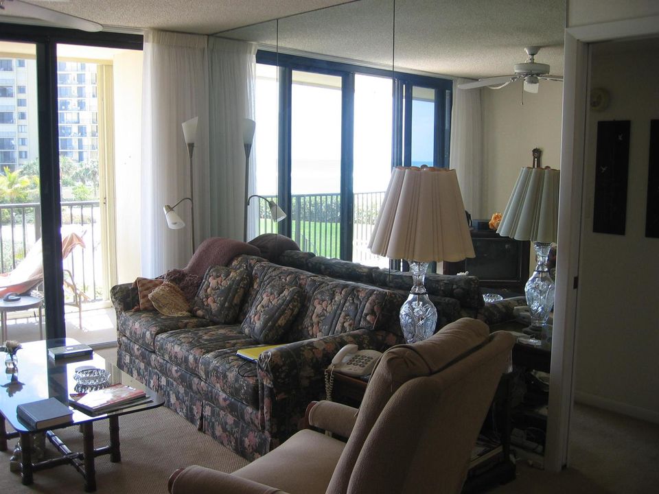 Kellogg Living Room