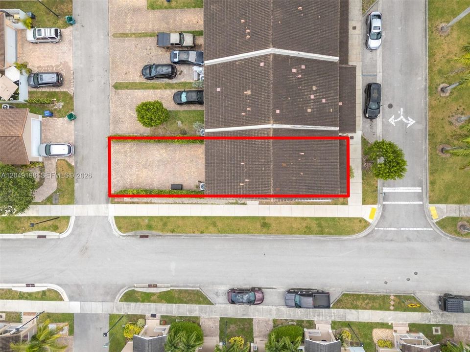 For Rent: $2,500 (3 beds, 2 baths, 2415 Square Feet)