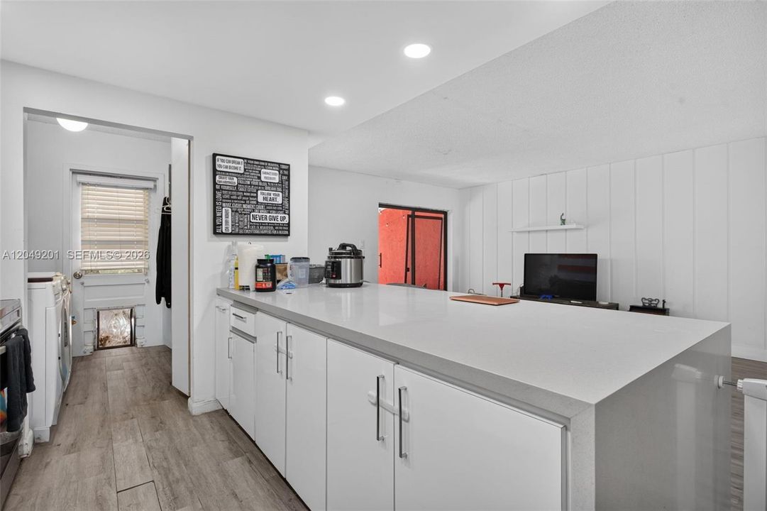 For Rent: $3,100 (2 beds, 2 baths, 1155 Square Feet)